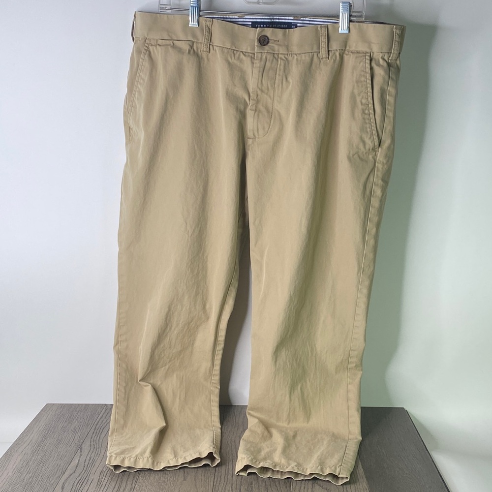 Tommy Hilfiger Men's Size 38x30 Khaki Chinos